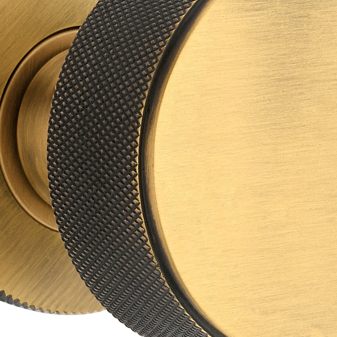 Diamond Knurled Door Knob Set